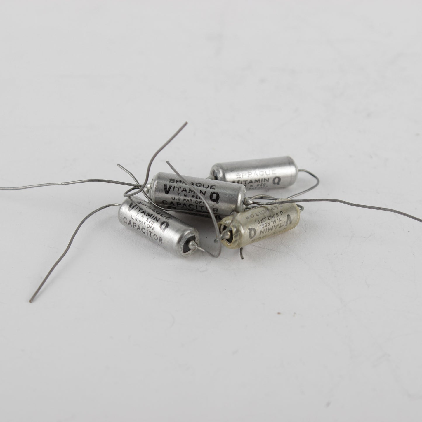 NOS 10 nF 200 Vdc Sprague Vit Q Paper-in-oil capacitor