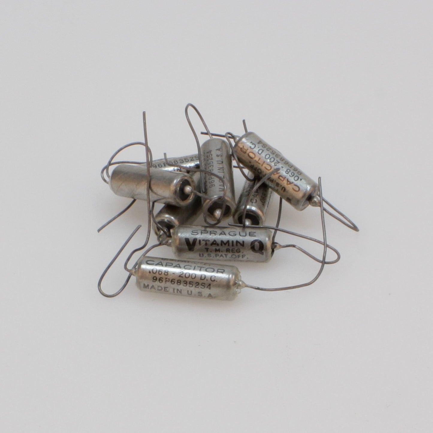 NOS 68 nF 200 Vdc Sprague Vit Q Paper-in-oil capacitor
