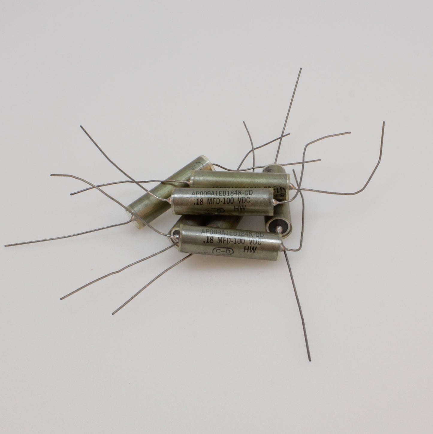 180 nF 0.18 uF 100 Vdc C-D HW Paper-in-oil capacitor