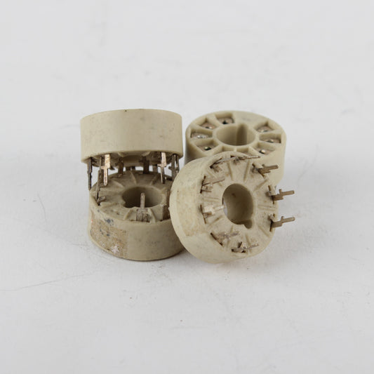 Magnoval ceramic tube sockets, PCB mount PL519, PL509, EL519, 6D22 by Phillips